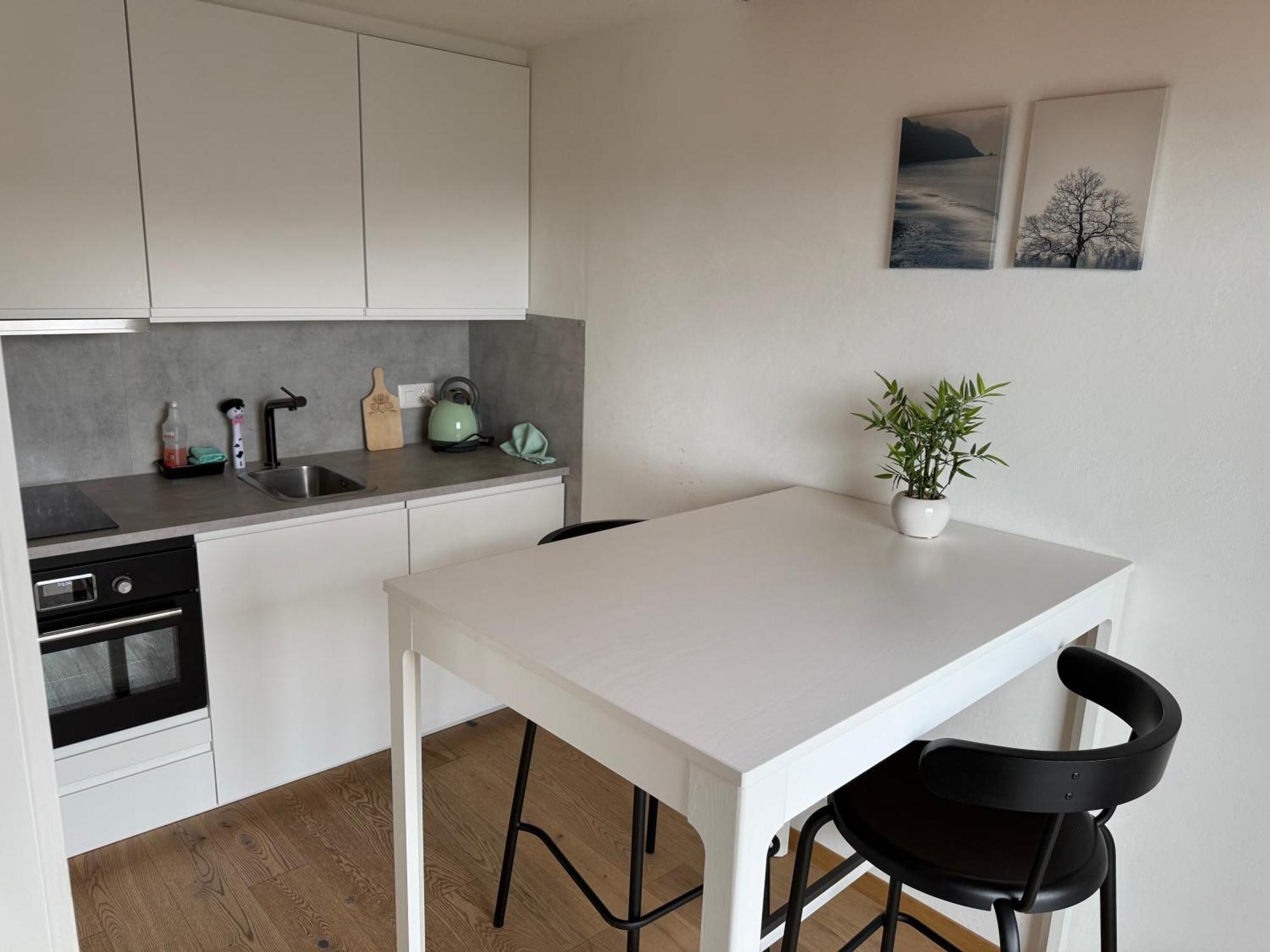 Eva'S Seeblick Krattigen Buitenkant foto