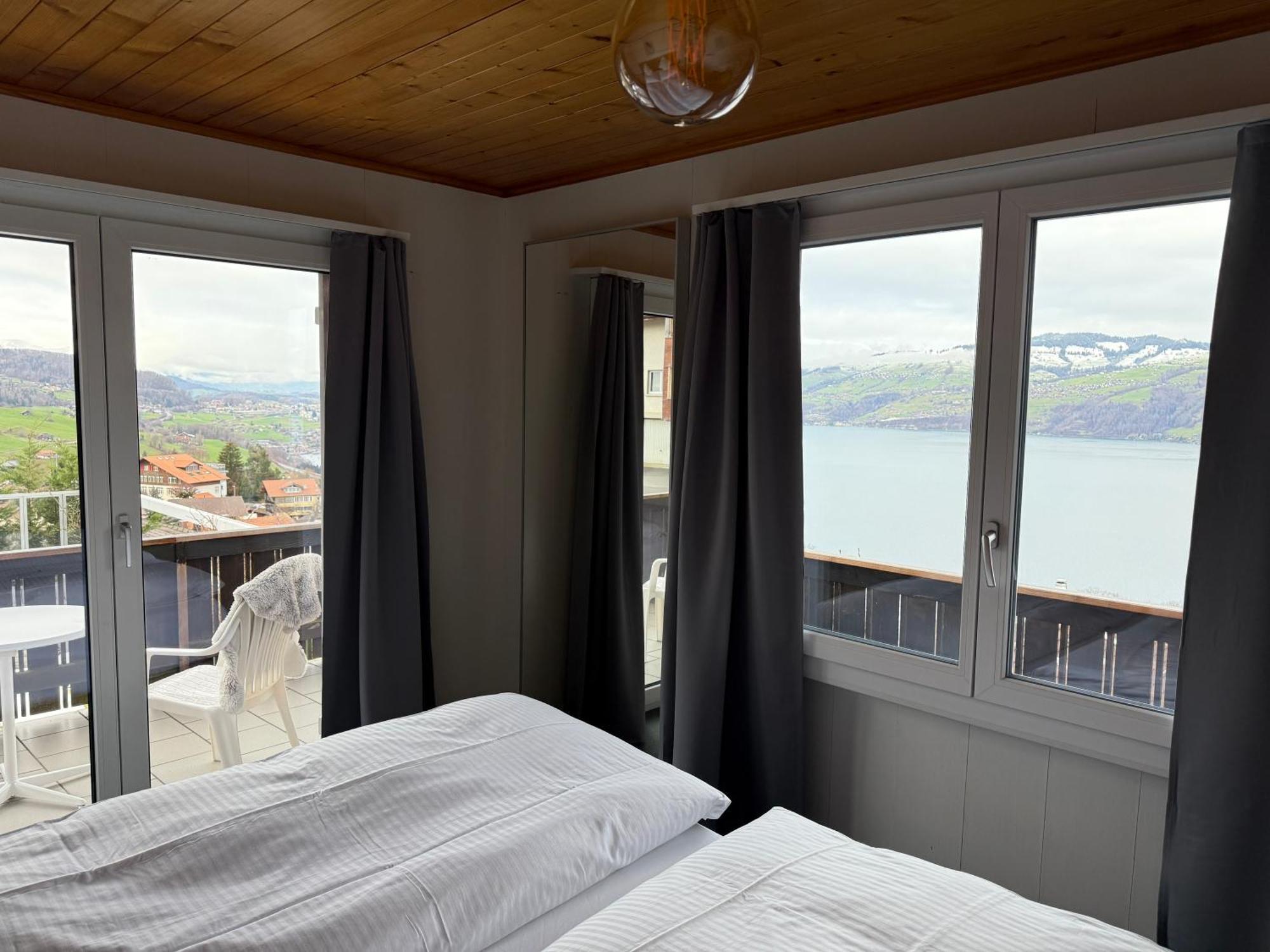 Eva'S Seeblick Krattigen Kamer foto