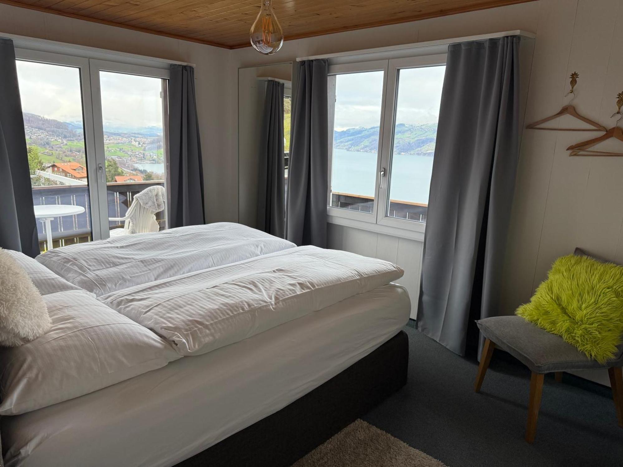 Eva'S Seeblick Krattigen Kamer foto