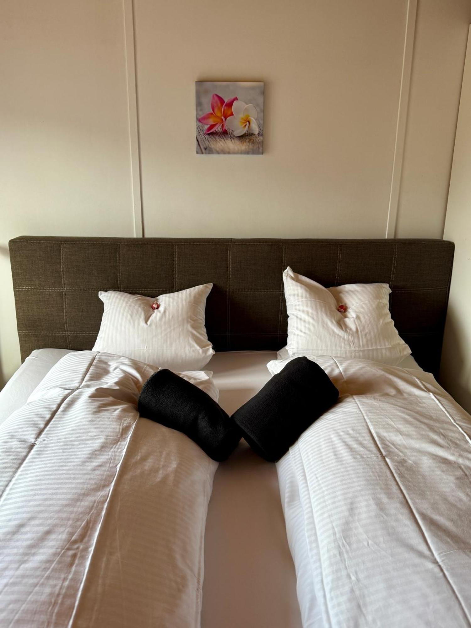 Eva'S Seeblick Krattigen Kamer foto