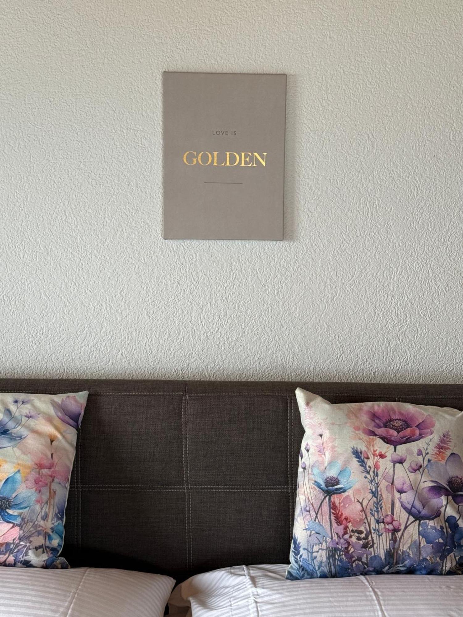 Eva'S Seeblick Krattigen Kamer foto